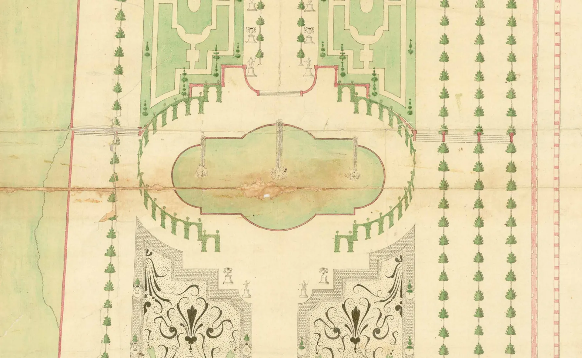 Detalle de un plano histórico de jardín con un estanque oval y parterres bordados.