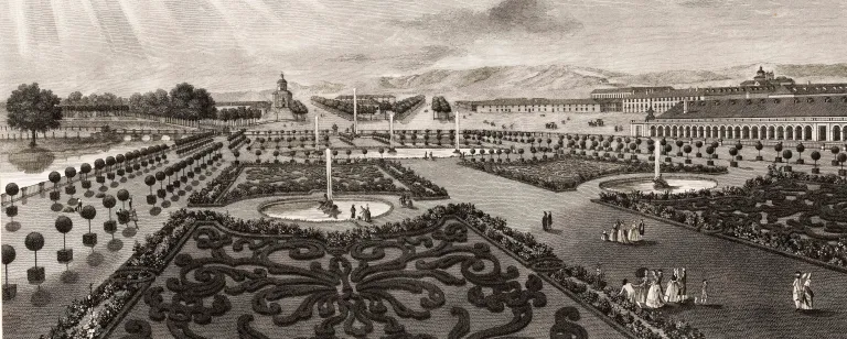 Grabado de un jardín de parterre con obeliscos y el palacio al fondo.