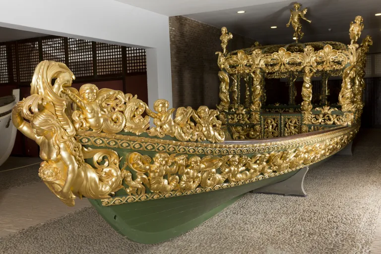 Góndola. Museo de Falúas del Jardín del Príncipe en Aranjuez. Patrimonio Nacional.