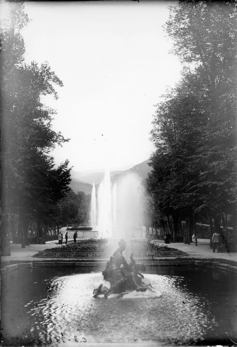 Fuente del Abanico. Primera mitad del S. XX. Patrimonio Nacional
