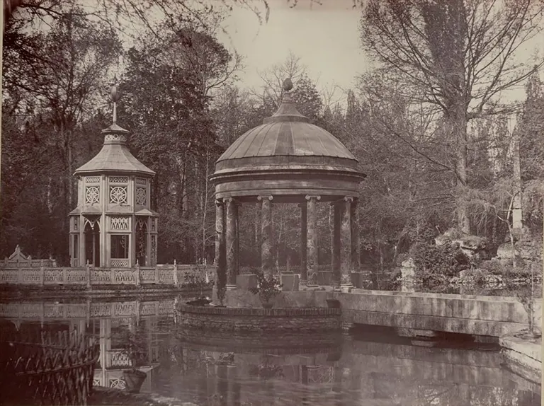 Templete Clásico, imagen del pasado.