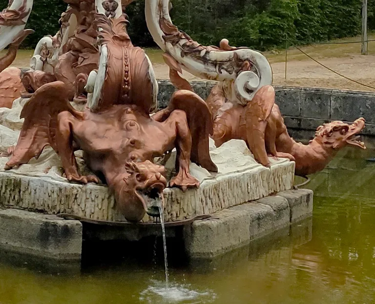 Fuente de los Dragones Alta.